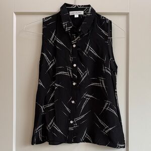 Amour Vert Black Sleeveless Silk Blouse with White Brushstroke Print